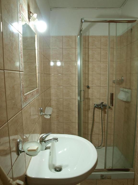 Paradeisos Double Room (6) Apartment in Magnesia Prefecture, Greece