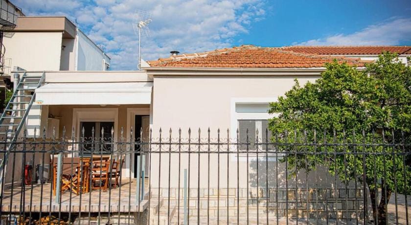 Betty's 4 Seasons in Agria Apartment in Magnesia Prefecture, Greece