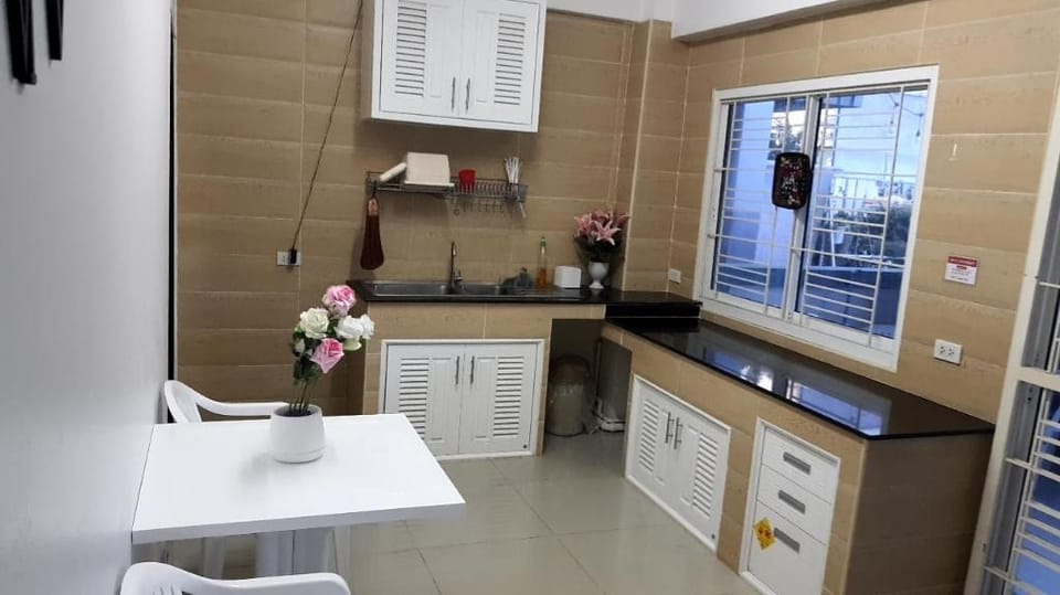 Won Sea Breeze Bangsaen Apartment in Chon Buri Changwat