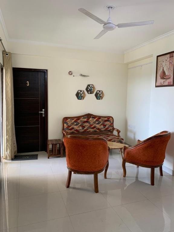 Spacious 3BHK unit in the center of Jaipur Vacation rental in Jaipur