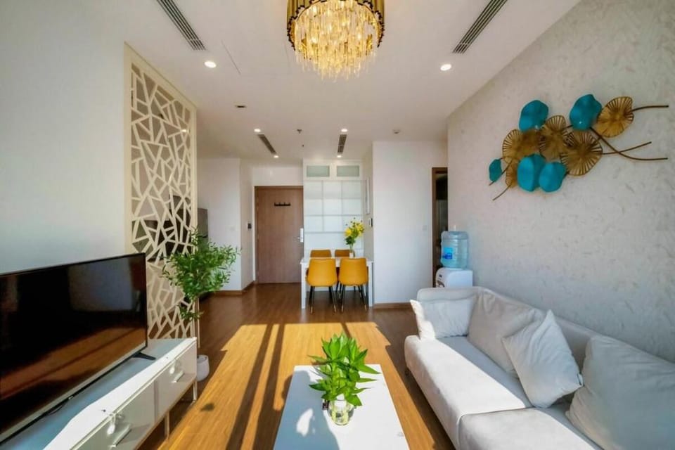 Bể bơi bốn mùa 2 Ngủ Sky Lake Hà Nội Apartment in Laos