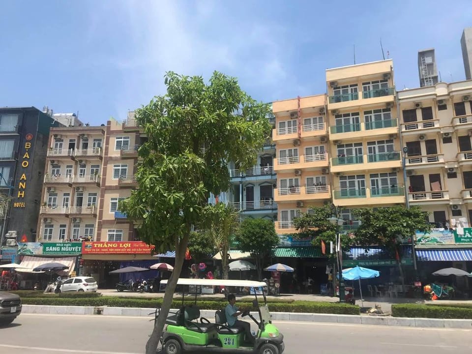 Hotel Hương Định Apartment in Laos
