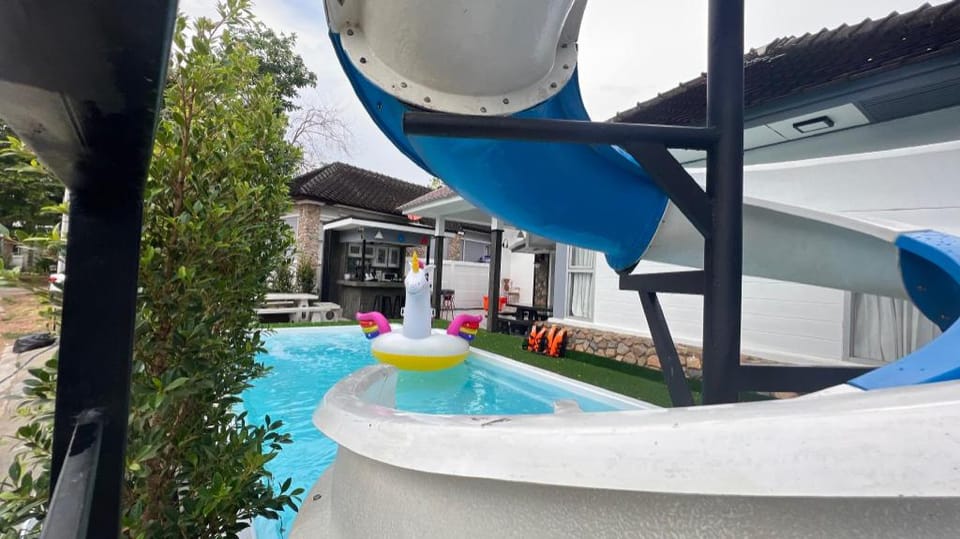 CN1(ชโน1)ชโน พูลวิลล่า Villa in Laos