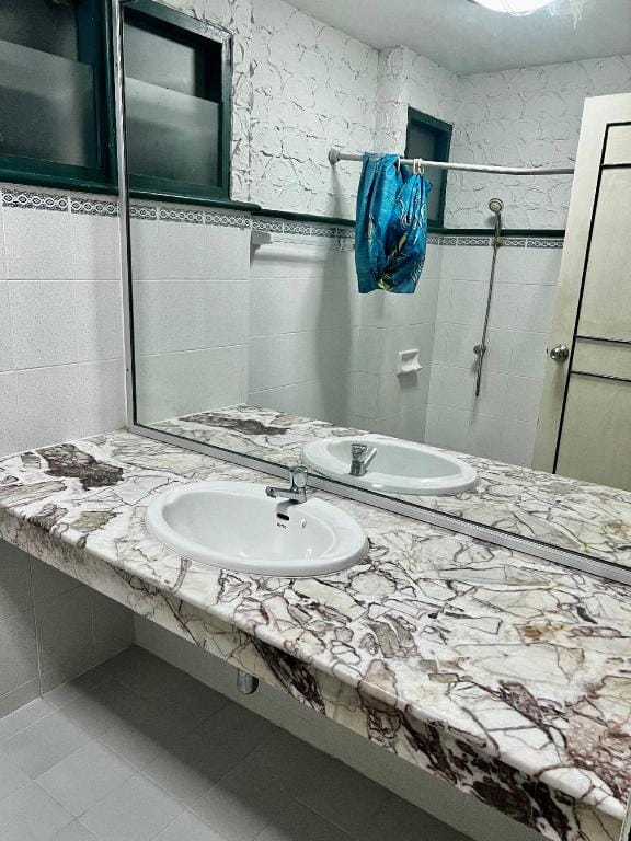 Pบ้านพักริมทะเลหาดสวนสน ไพน์เนอรี่พาร์คบีช Vacation rental in Chon Buri Changwat