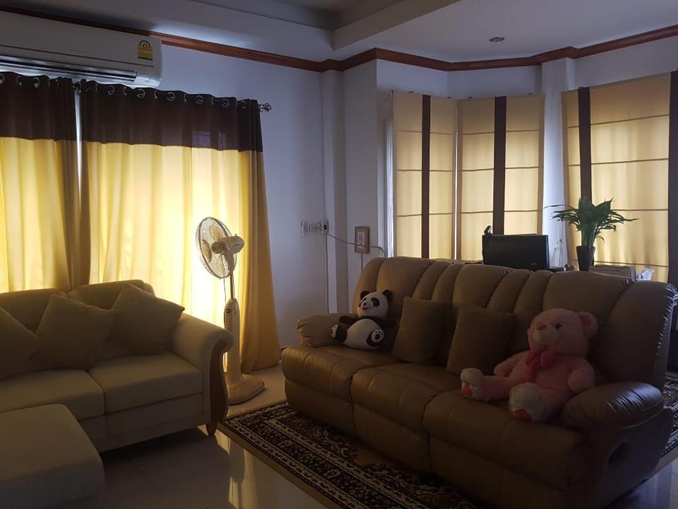 Palmy House Homestay Udonthani Vacation rental in Laos
