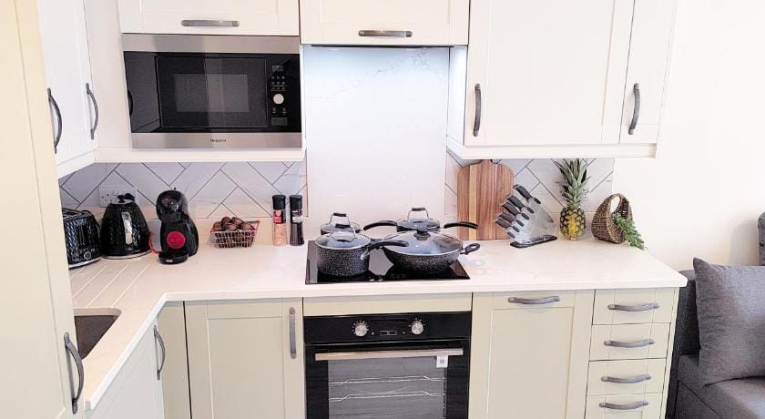 Modern 2 BR Apartment near Town Apartment in Forest Heath District