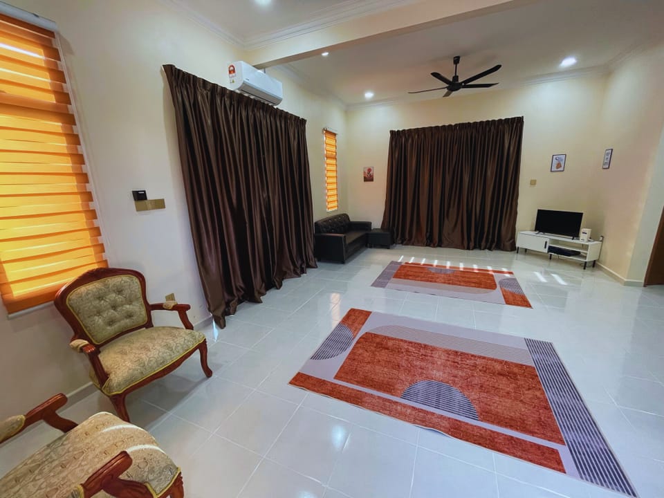 King's Cottage Homestay Kubang Kerian Vacation rental in Malaysia