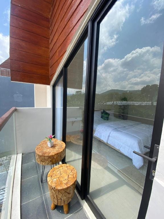 Villa w/ Pool + Mountain View B Villa in Batu