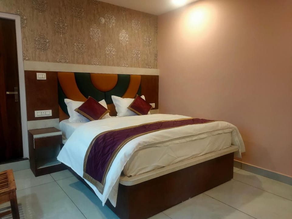 Khatirdaari food n stay  Apartment in Himachal Pradesh