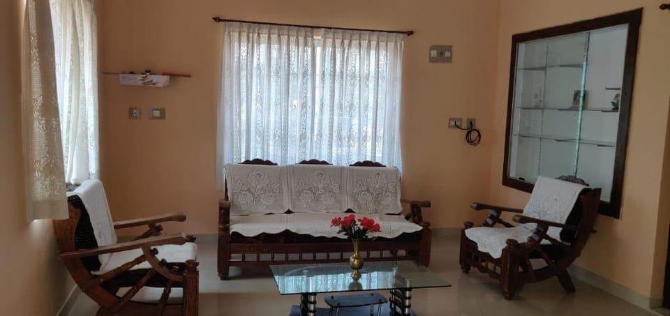 Giri's Homestay Madikeri Vacation rental in Madikeri