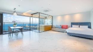 Sokcho The sharp Pension Bed and Breakfast in South Korea