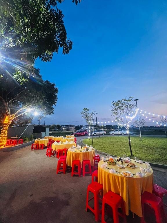 Hoang Anh Hotel - Cua Lo Hotel in Laos