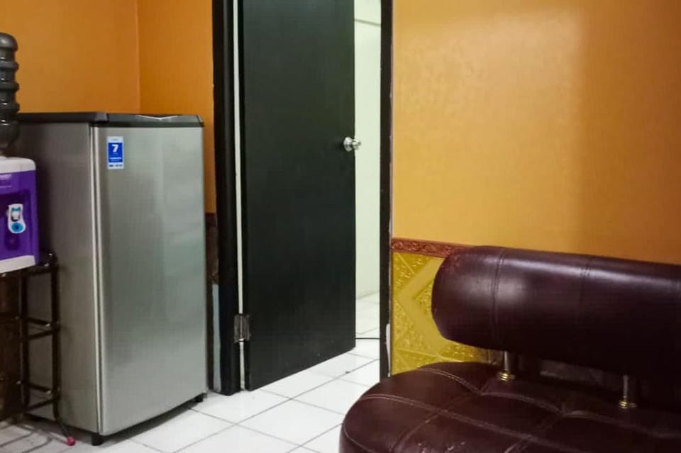 RedLiving Apartemen Modernland - Lian Property Tower Biru Hotel in West Java