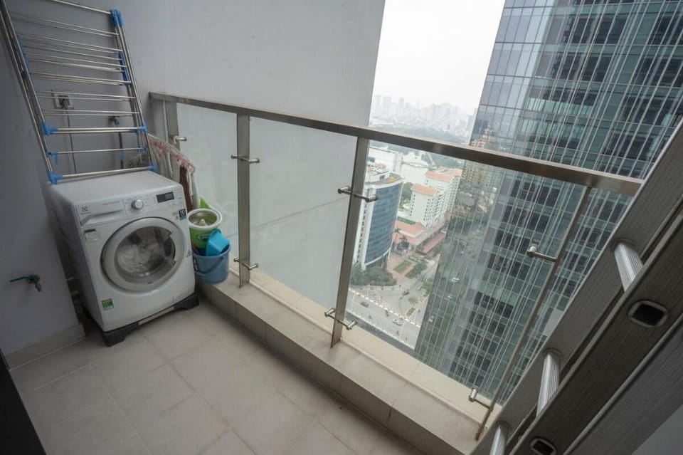 Chân Tòa Nhà Vincom Center Metropolis 1 Ngủ. Apartment in Hanoi