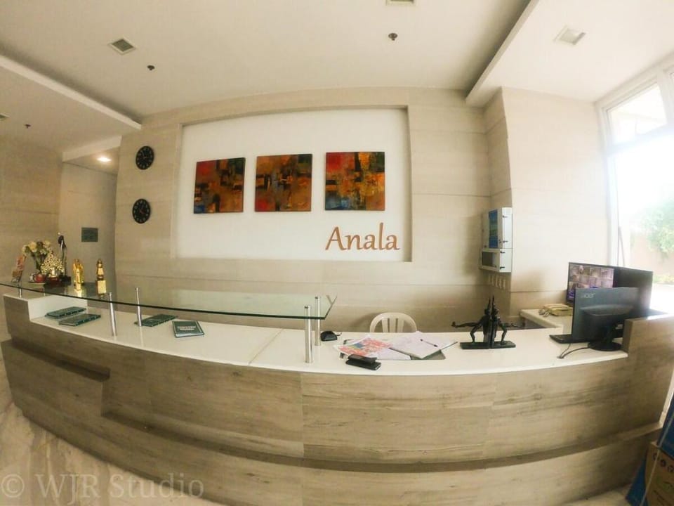 Anuva Prime 3-Queen Bed Suite Modern Stylish Place Vacation rental in Muntinlupa
