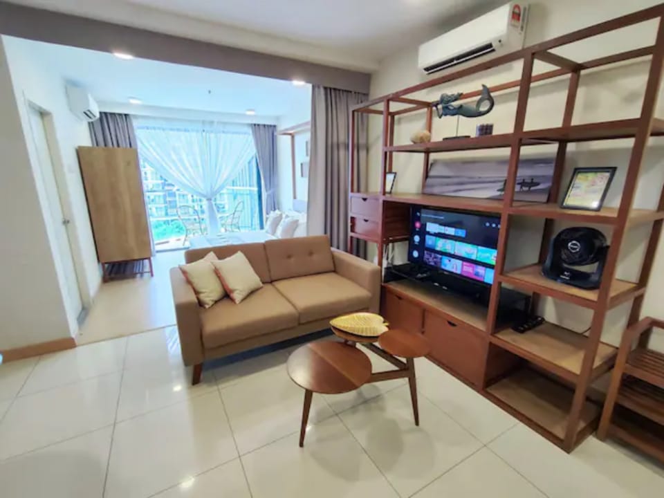 Sea & Pool View-Netflix-Wifi @ Timurbay 1+1BR_L3a2 Apartment in Terengganu, Malaysia