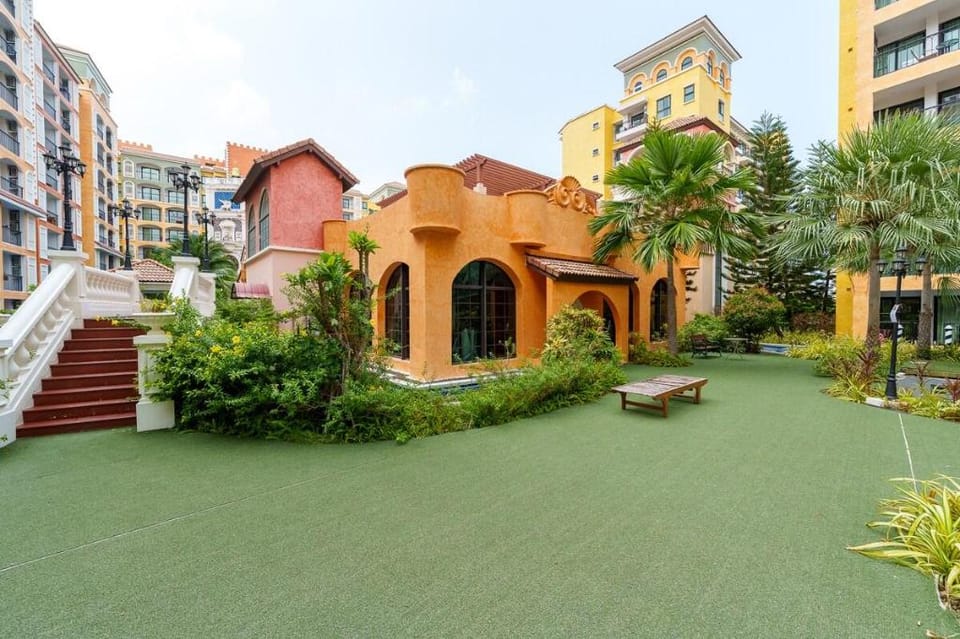 Condo Water Park Resort Pattaya B Apartment in Pattaya City