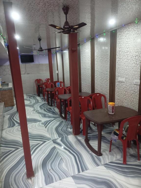 Hotel Aayushi Apartment in Uttarakhand