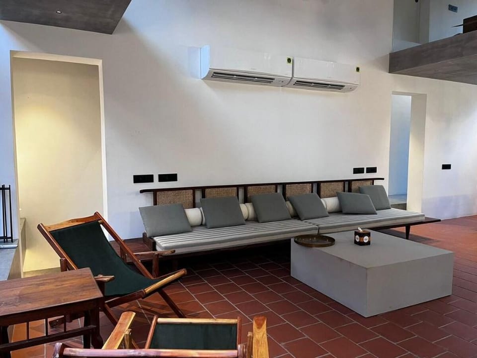Full Furnished Private Farm House with Pool Villa in Gujarat