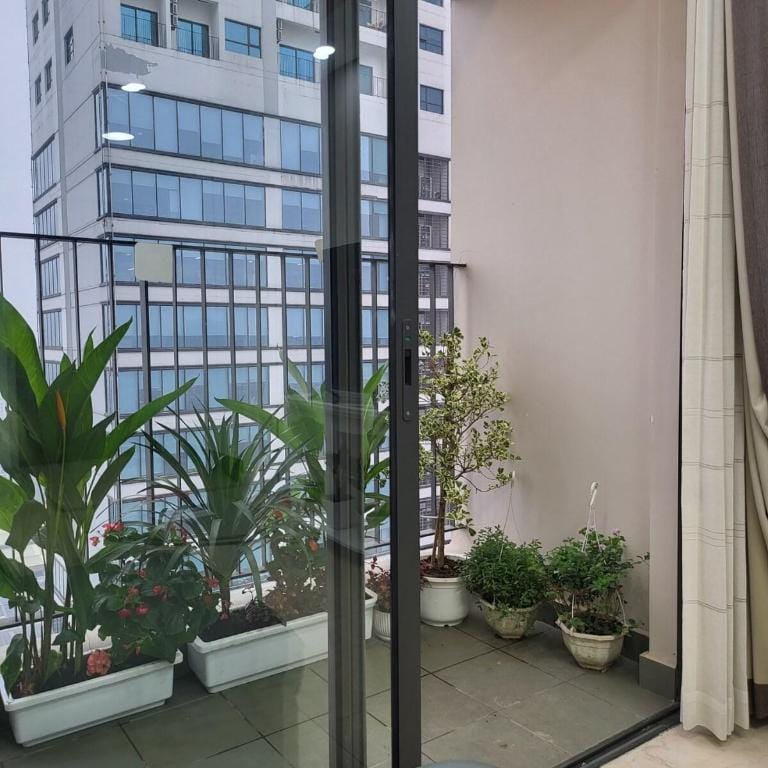 Anstay 2BRS 2WC Vinhomes Dcapital Apartment in Laos