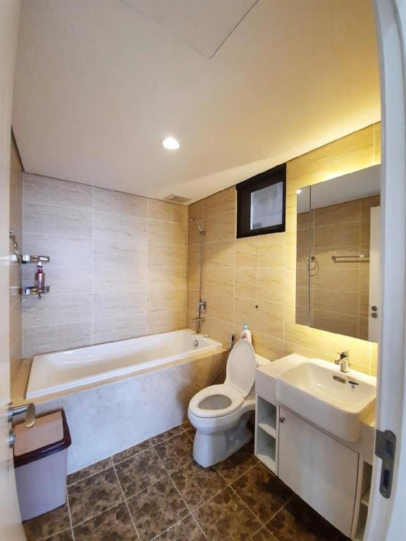 Anstay 3BRS 3WC Vinhomes dcapital Apartment in Laos