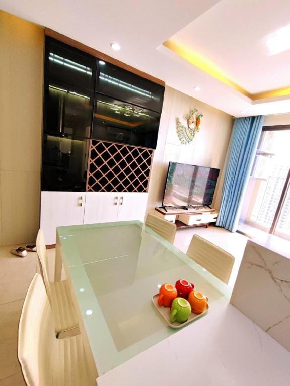 Trăng Nơi Căn Hộ 3 Ngủ D'capital Hà Nội Apartment in Laos