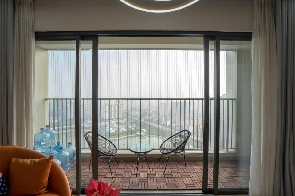 Không Gian Hấp Dẫn 3 Ngủ D'Capital Hà Nội Apartment in Laos