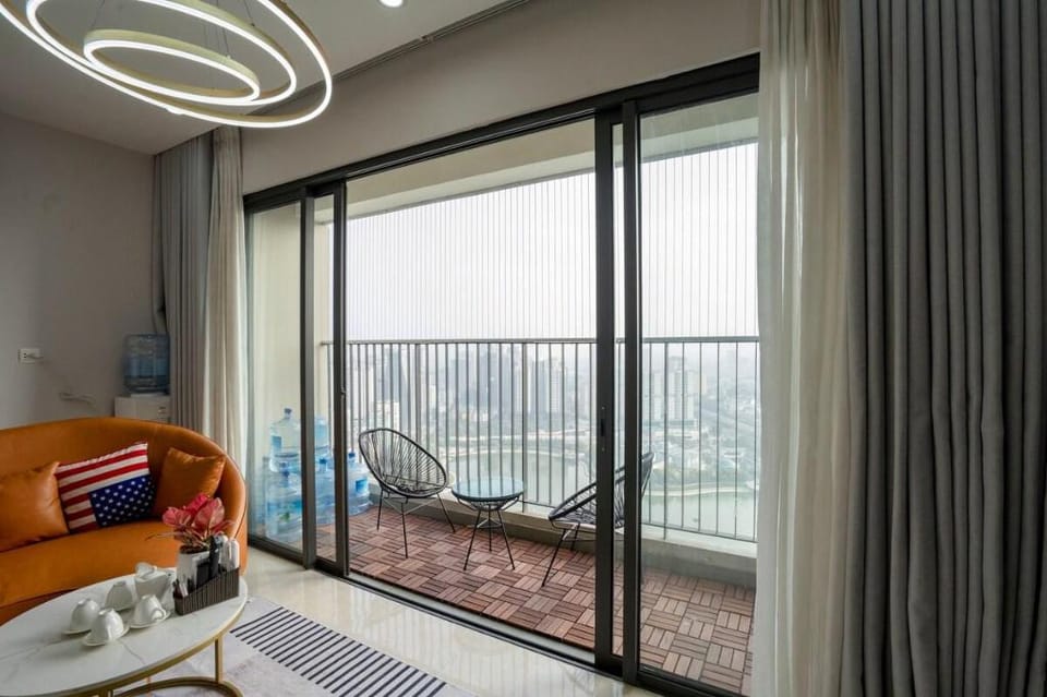 Không Gian Hấp Dẫn 3 Ngủ D'Capital Hà Nội Apartment in Laos