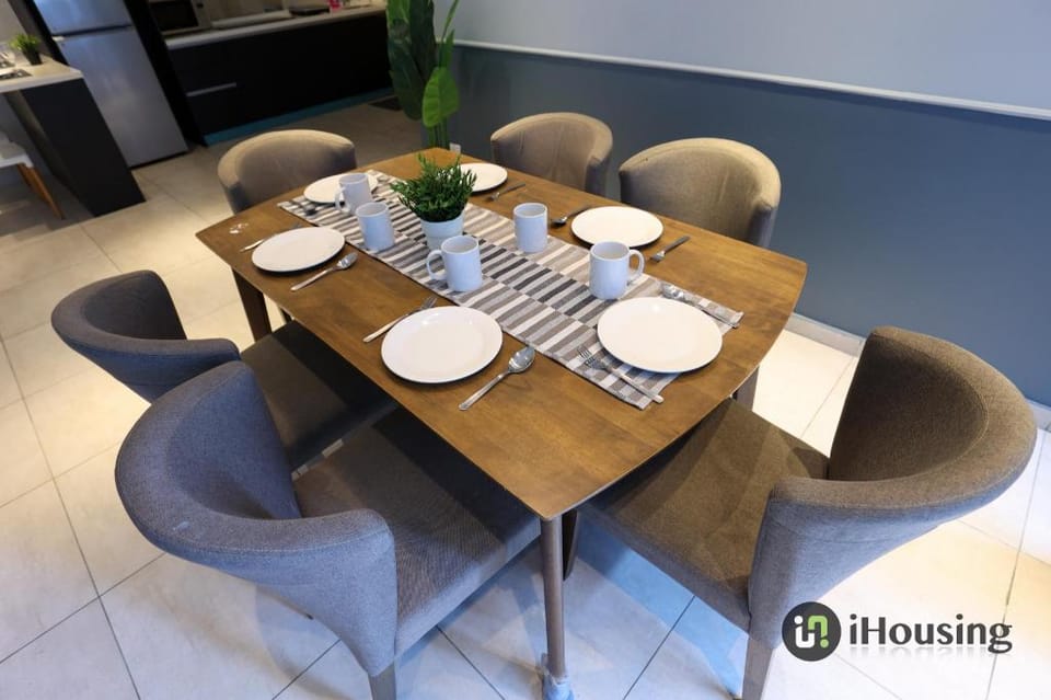 Atlantis Deluxe 3R With Balcony B2608 | I Housing Apartment in Malacca