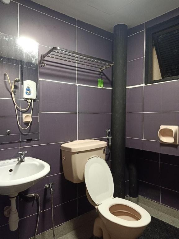 Sabai Sabai Guesthouse - Family Room Apartment in Bayan Lepas