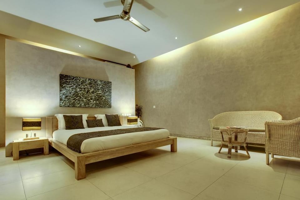 Villa Lisa 3 Bedroom Seminyak Gg. Piter Villa in Kuta