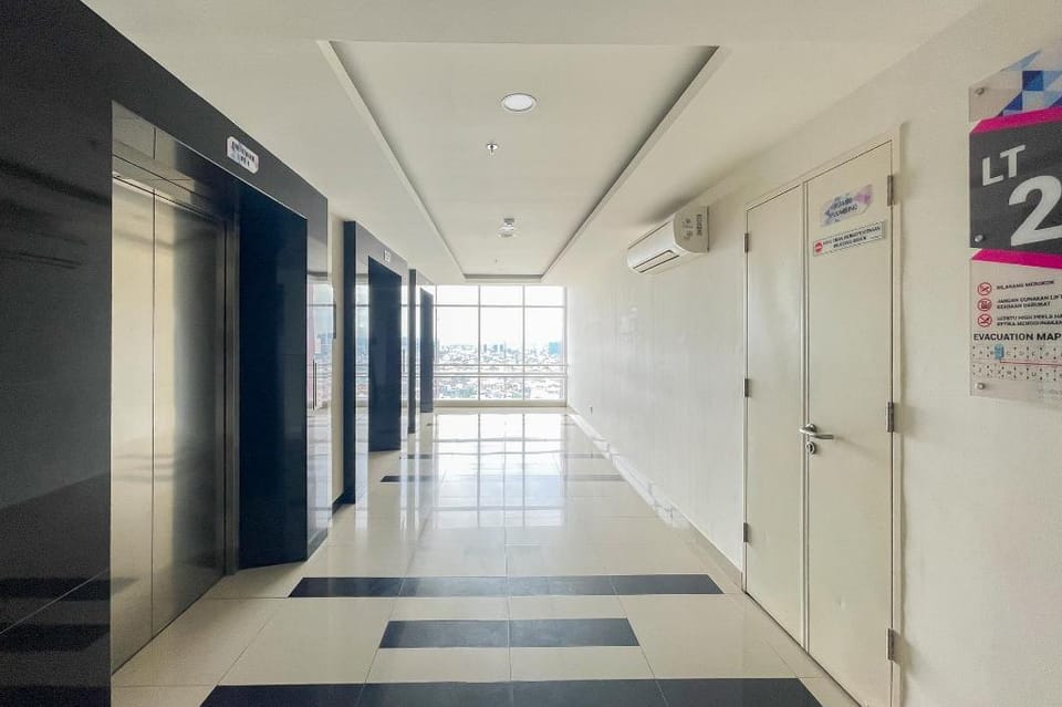 RedLiving Apartemen Vida View - Indra Rooms Hotel in Indonesia