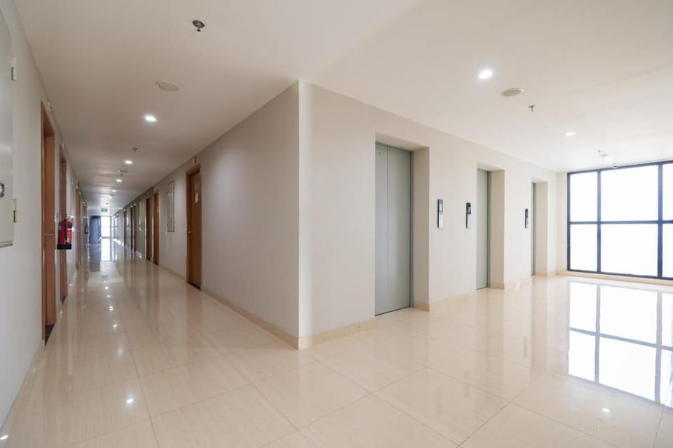 RedLiving Apartemen Evenciio - Ens Room Hotel in South Jakarta City