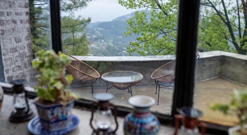 LOKAL Rooms x Murree (Kashmir Point) Hotel in Punjab