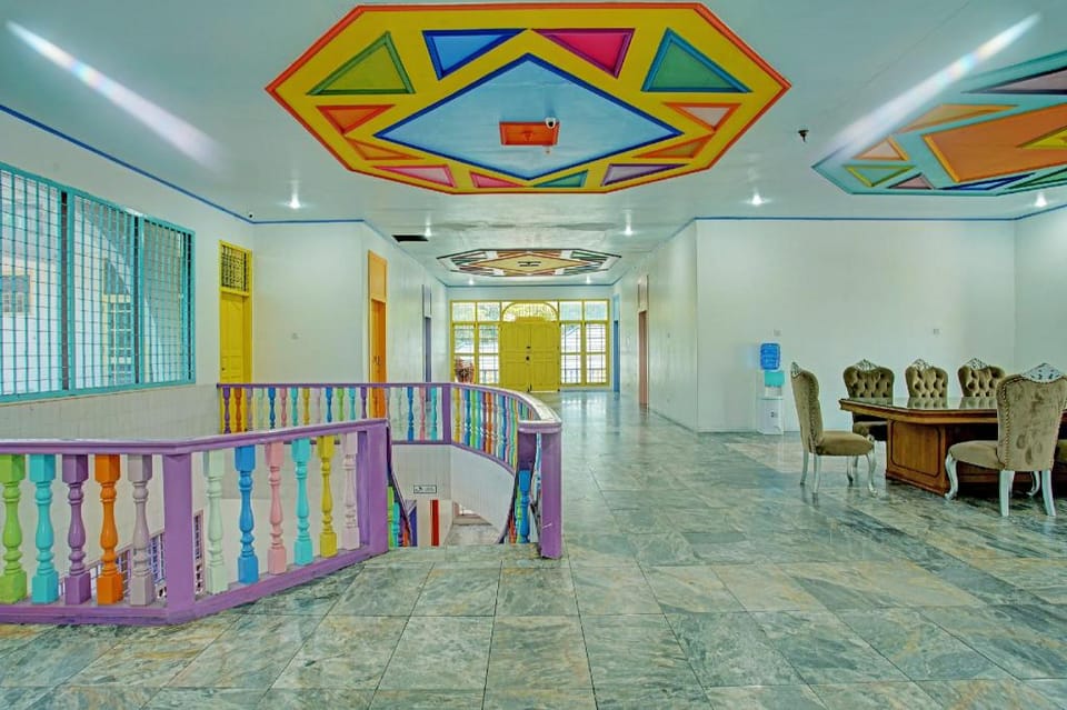 Capital O 92555 Hotel Princessa Syariah Hotel in Padang