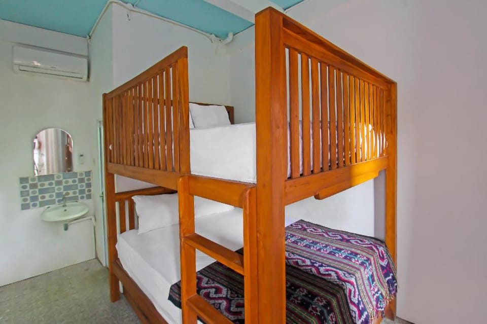 Hotel O Bale Datu Homestay Near Lapangan Bulutangkis By'u Badminton Hotel in Batu Layar