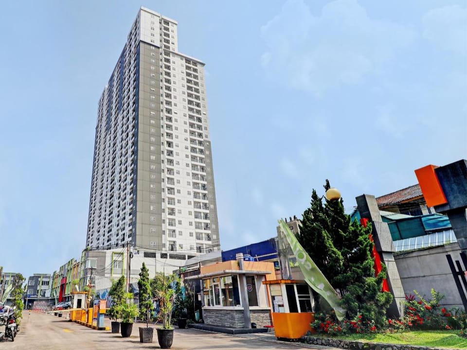 Capital O 92557 Apartemen Mekarwangi Square By Agus Hotel in Bandung