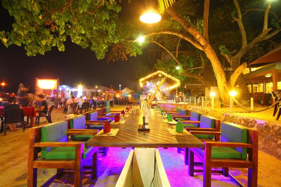 Tartaruga Beach Unawatuna Hotel in Southern Province