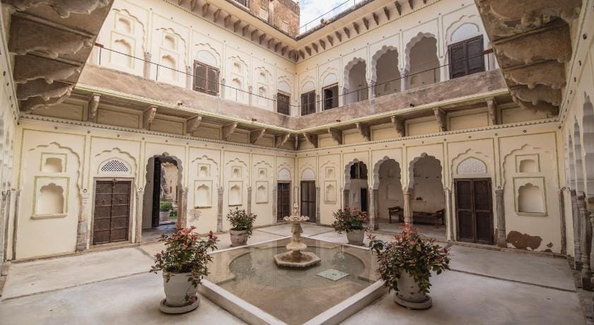 Deeppura Garh Hotel in Rajasthan