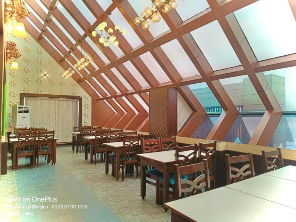 Hotel Kuber Palace Hotel in Puri