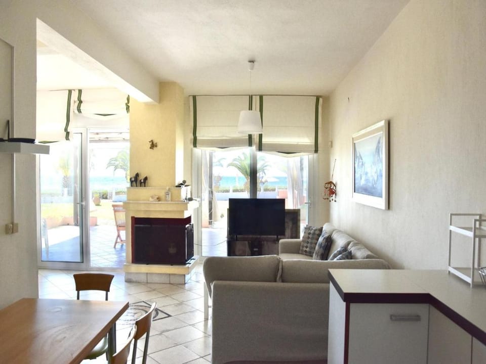 Stunning beachfront villa for rent Vacation rental in Halkidiki