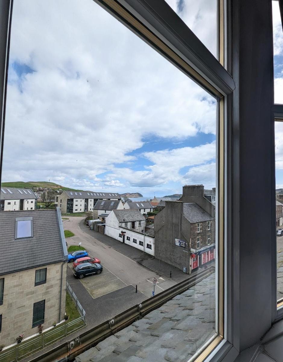 Campbeltown Loch Apartment in Campbeltown