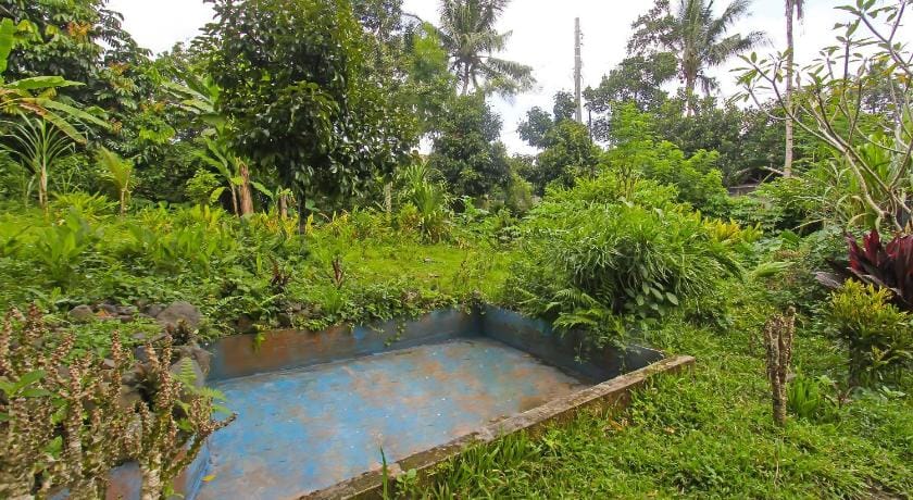 Hotel O Jati Homestay Near Taman Suranadi Hotel in Lingsar