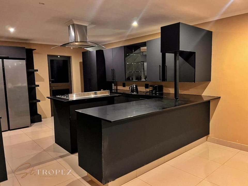 St Tropez Guest House Bed and Breakfast in South Africa