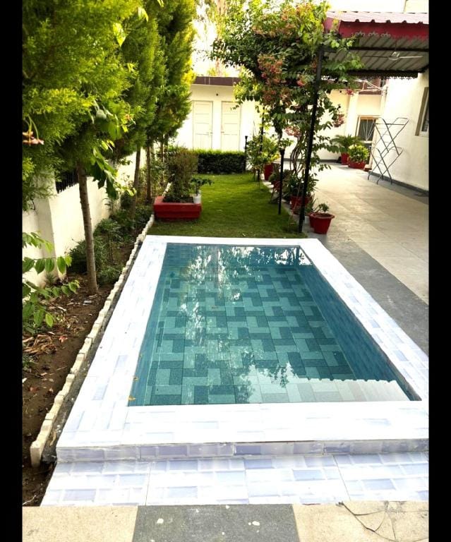 The Olive Greens Bed and Breakfast in Uttarakhand