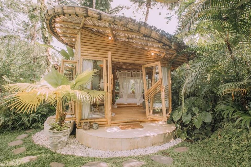 Hideout Eco Bamboo House Bali Villa in Selat