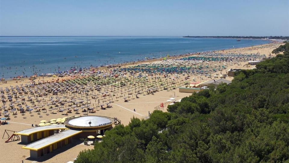 Bright apartment with sea view Apartment in Lignano Sabbiadoro