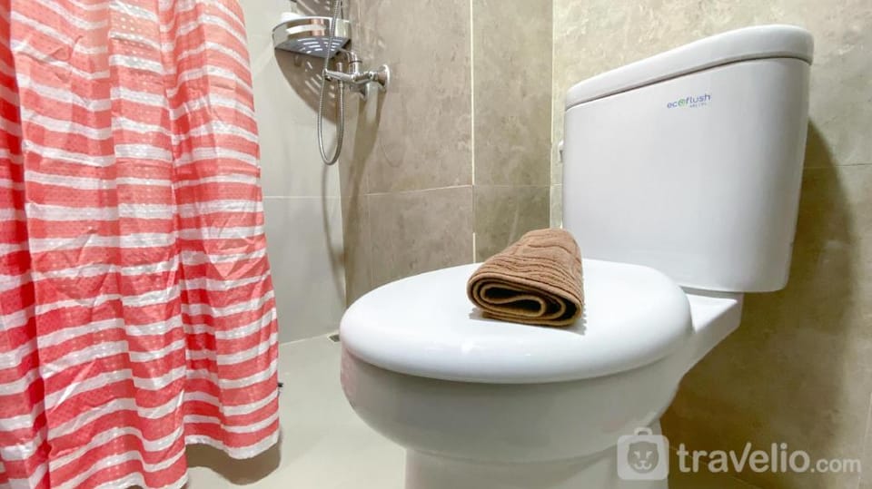 Cozy Living @ Studio Transpark Cibubur By Travelio Apartment in West Java