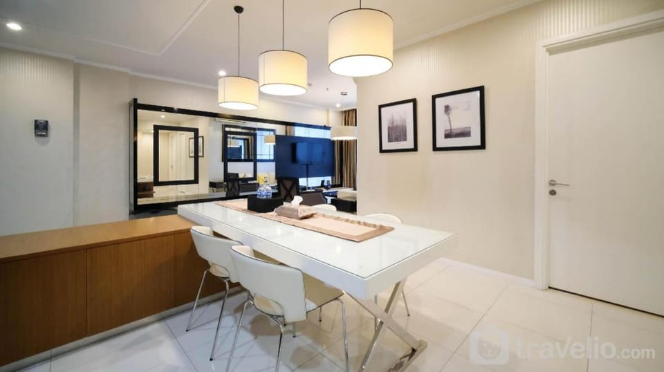 Spacious 2BR Via and The Vue Surabaya By Travelio Apartment in Surabaya