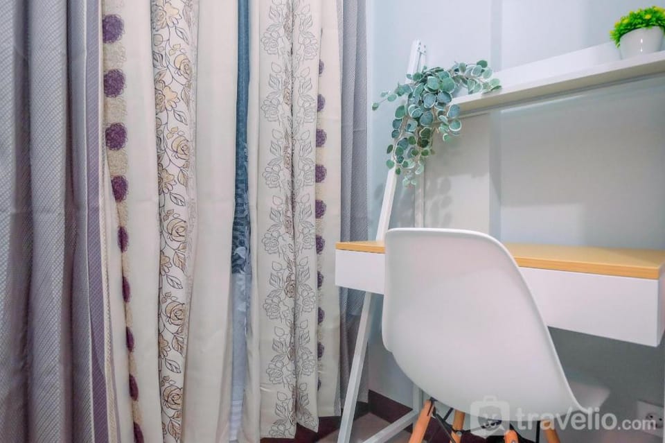 Comfort 1BR at Royal Heights Apt By Travelio Apartment in West Java